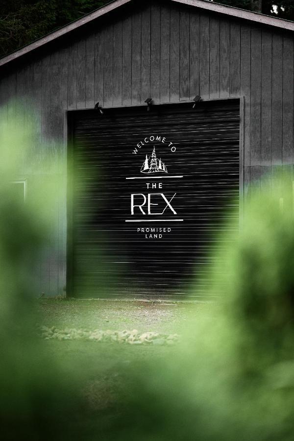The Rex Ξενοδοχείο Greentown Εξωτερικό φωτογραφία
